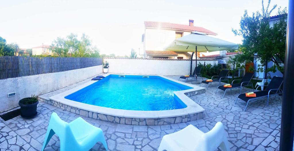 Guest House Ilic Loborika Екстериор снимка